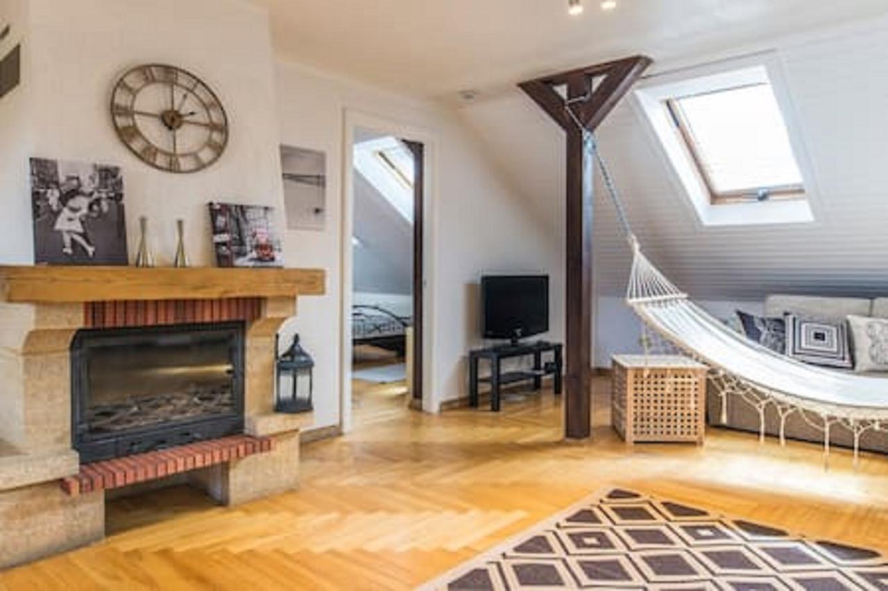 Old Riga Romantic Loft Luaran gambar