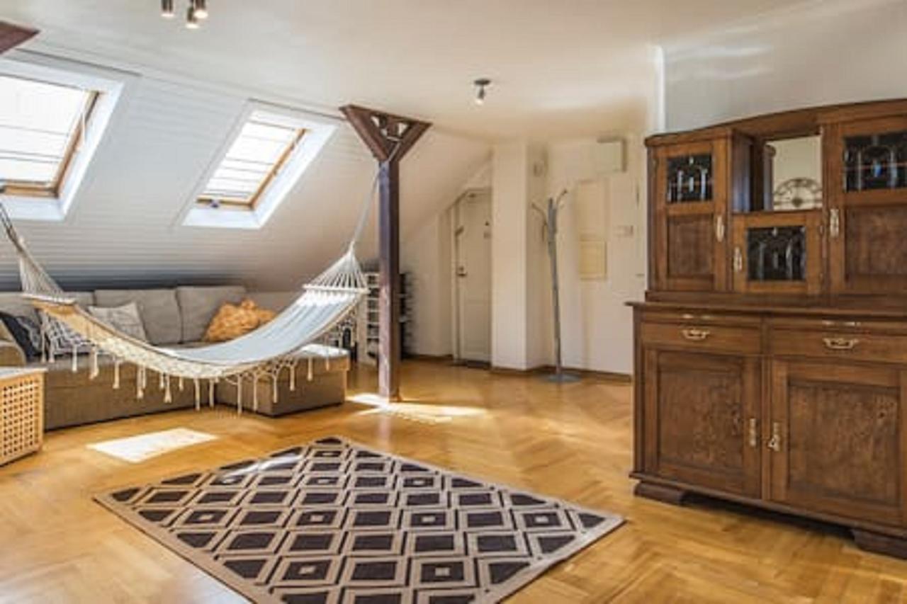 Old Riga Romantic Loft Luaran gambar
